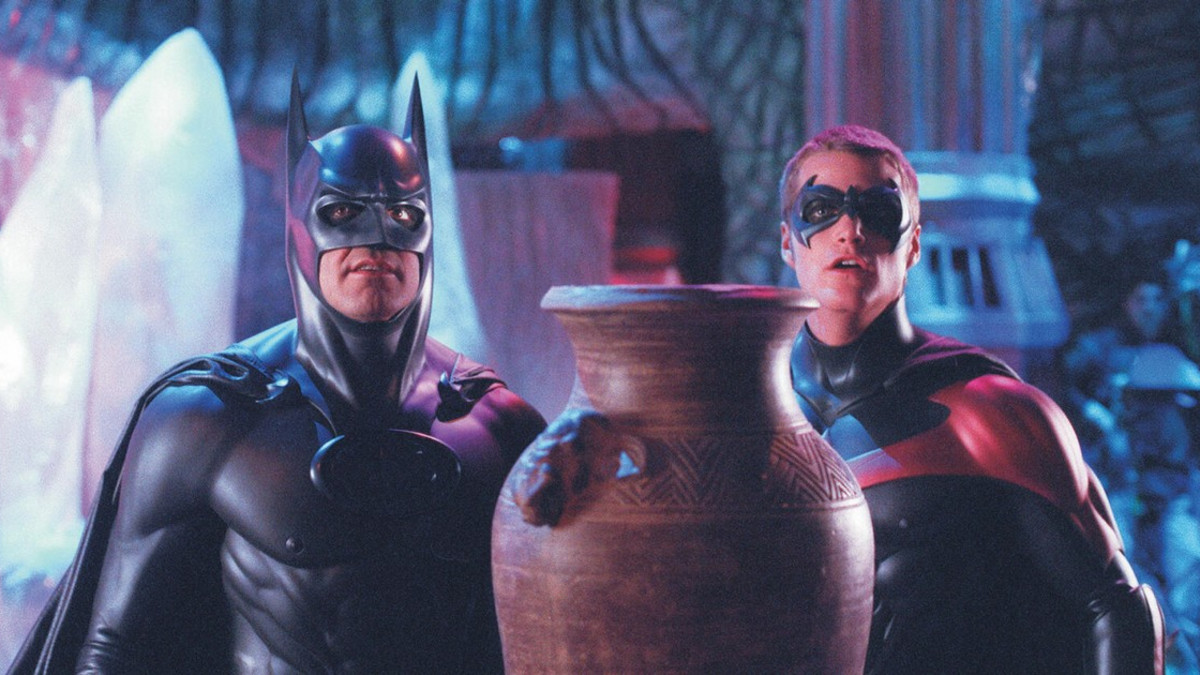 Arnold Schwarzenegger ja Uma Thurman pahiksina leffassa Batman & Robin - Sub tänään