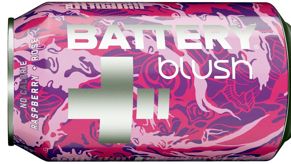 Uusi Battery Blush -energiajuoma maistuu vadelmalta ja ruusulta