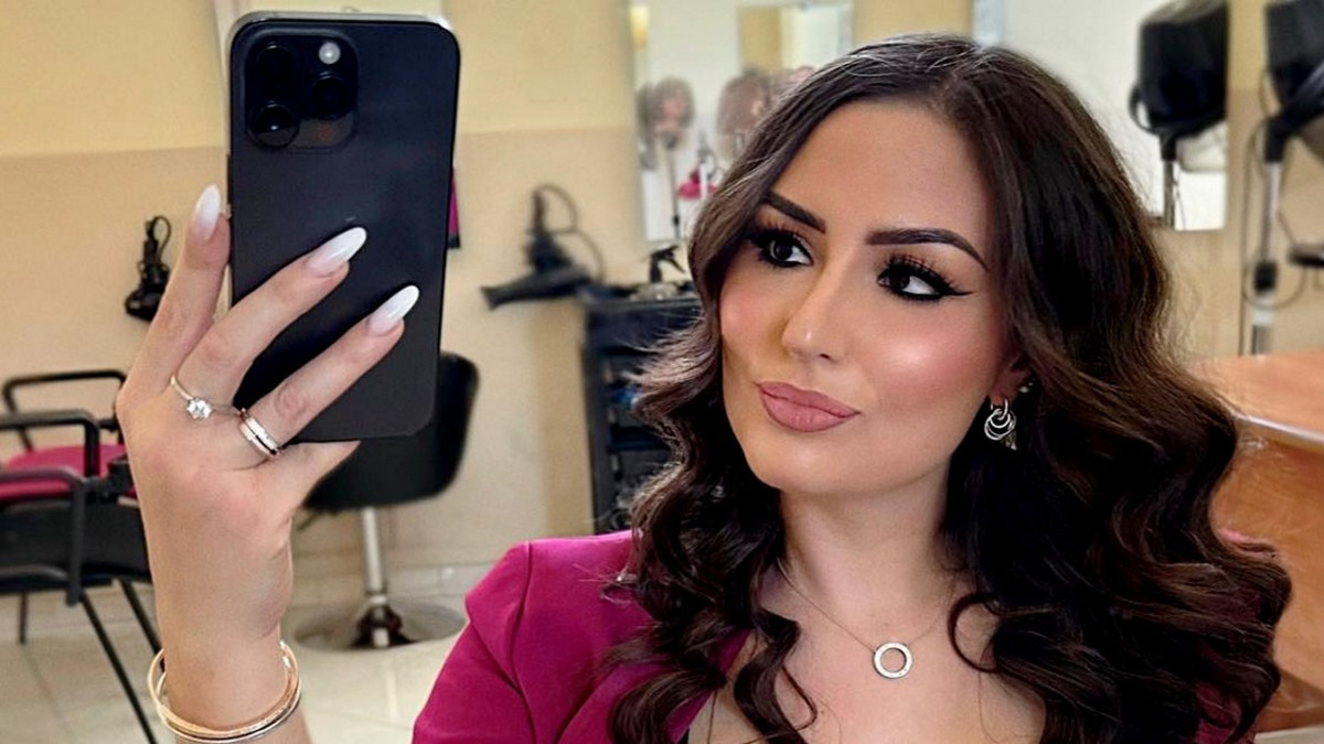 Tyylikäs povipommi! Chiara Mazzola villitsee Instagram-kuvillaan