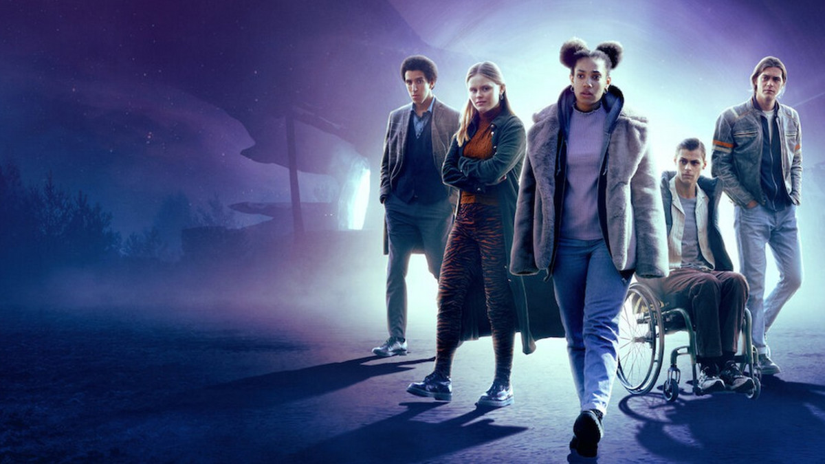 Netflix starttaa tänään uuden scifi-sarjan Chosen - pääosassa Malaika Mosendane