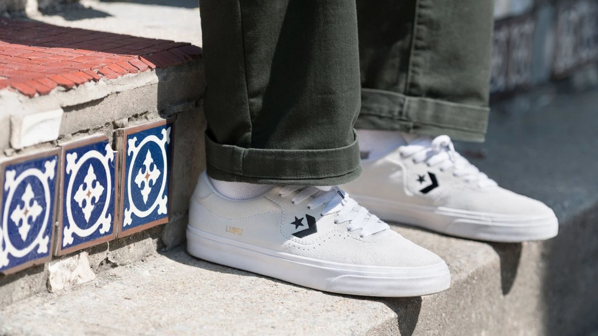 Converse lanseerasi tennarit huippuskeittarin kanssa -  tältä näyttävät Louie Lopez Pro -skeittikengät