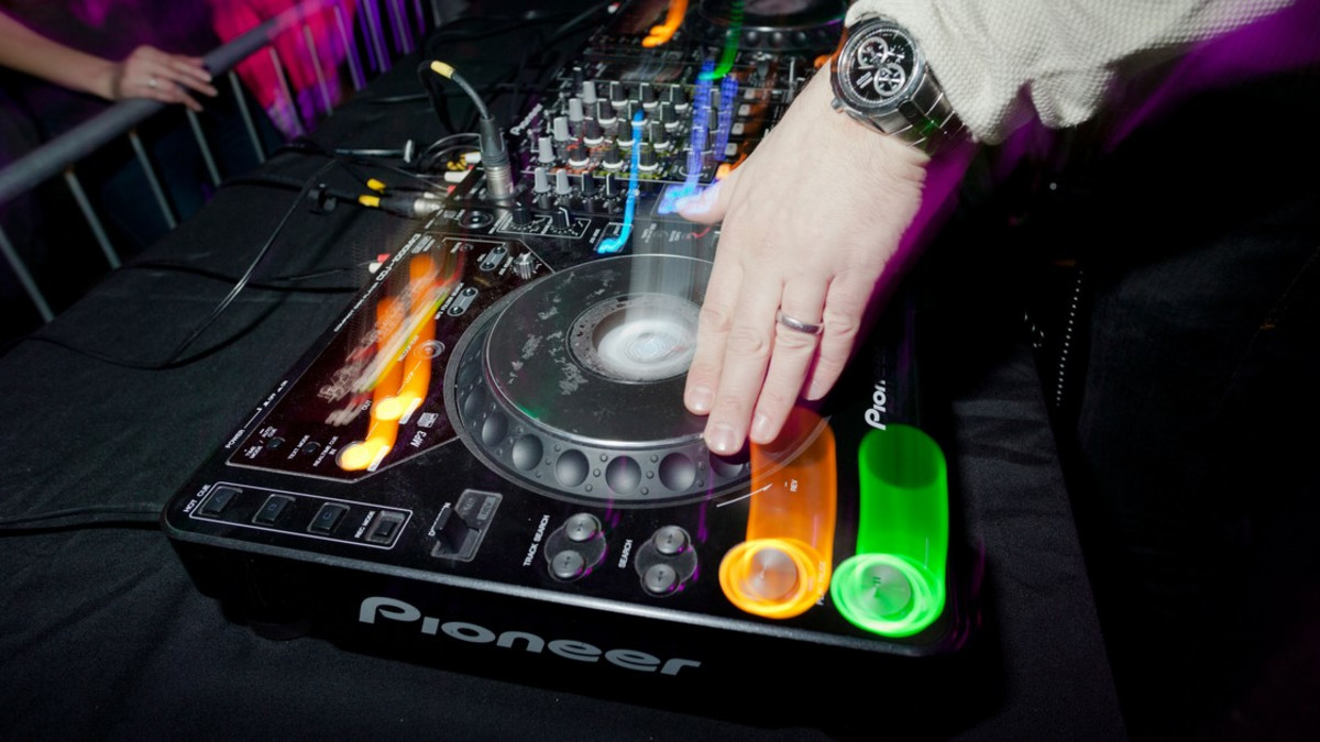 EDM-viikonloppu: Dash Berlin laittoi uusiksi Bruno Mars -hitin Locked Out Of Heaven