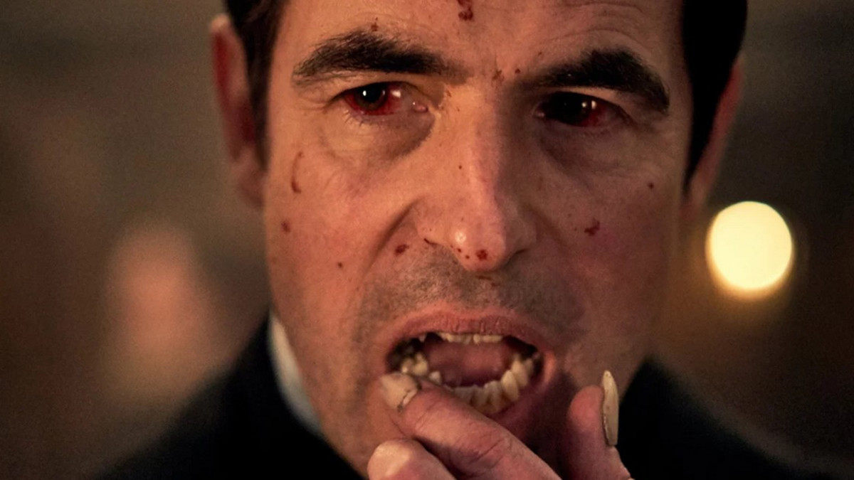 Netflix starttaa oman Dracula-sarjan - lisää esimakua