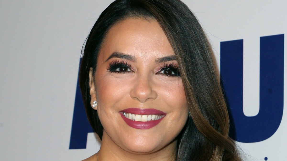 Eva Longoria on uhkeampi kuin koskaan