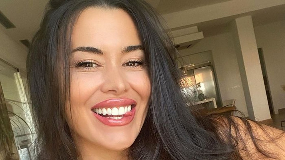 Povipommin kurvit framilla! Eva Padlock tavoittaa pian 2 miljoonaa Instagram-fania