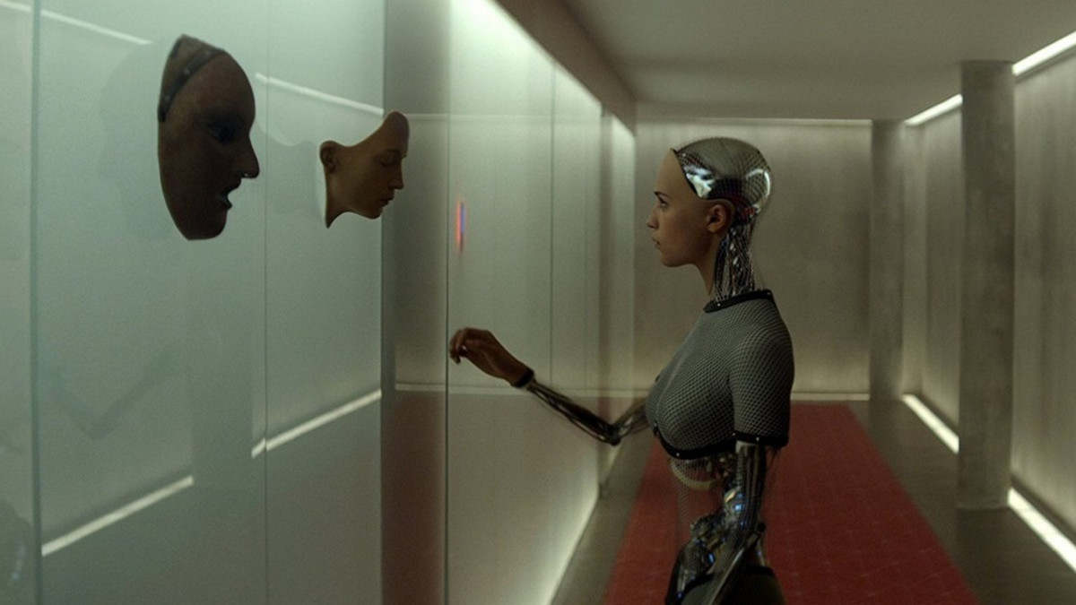 Pian tv:stä: Ex Machina - tämä kaikki Alicia Vikander -scifi-klassikossa meni pieleen