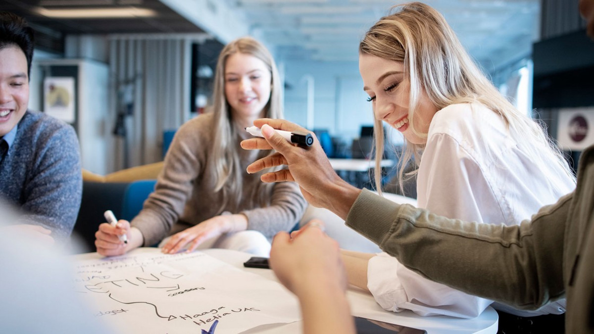 Haaga-Helia: opiskelijahyvinvointia virtuaalisten voimahalien avulla