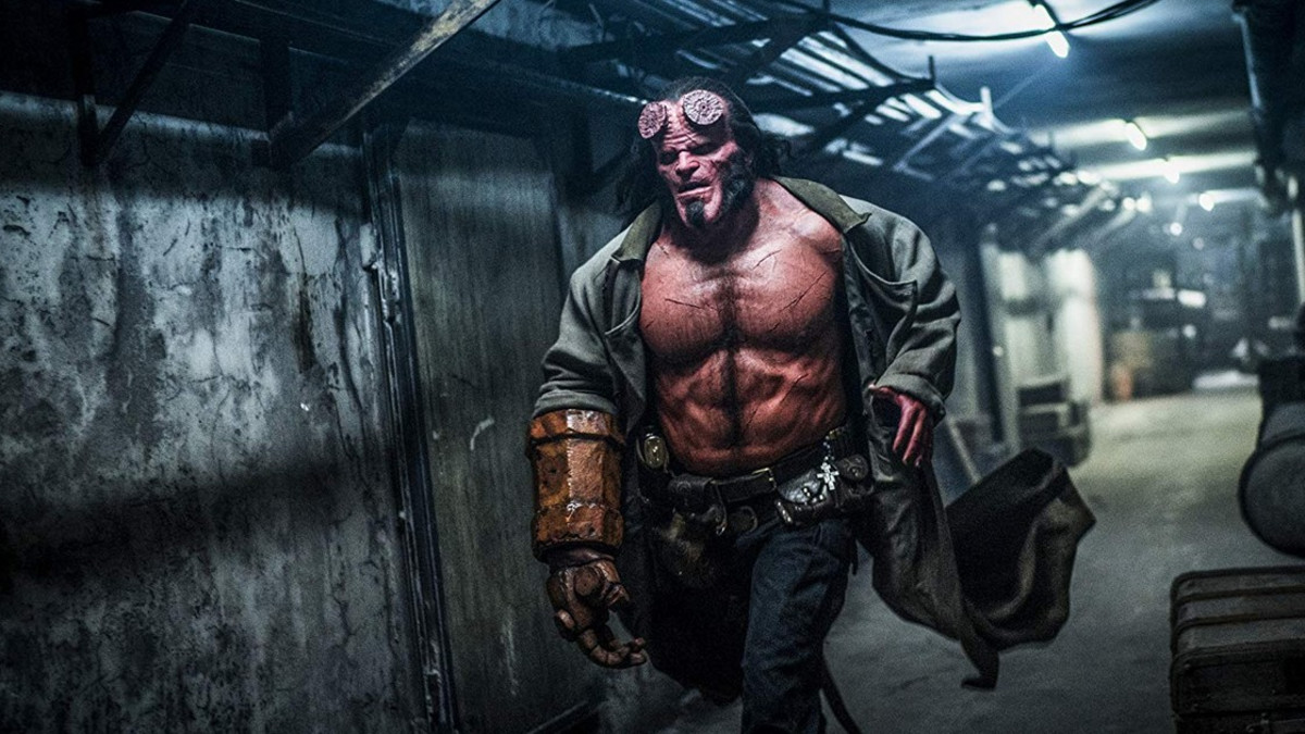 Hellboy floppasi karmeasti