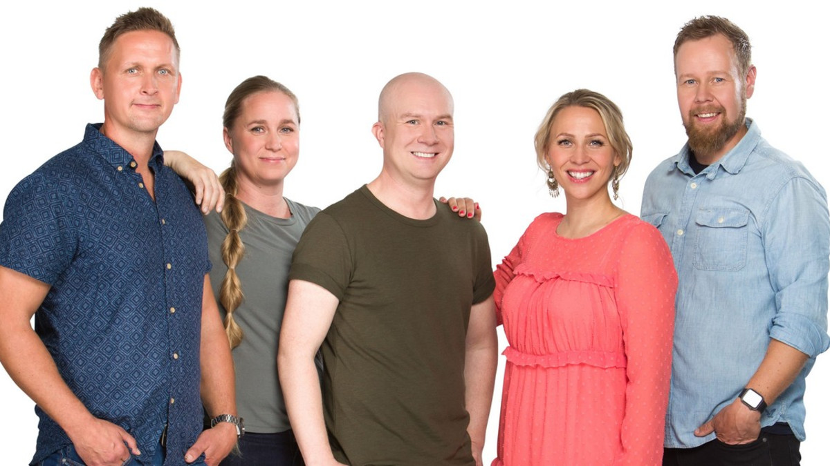 Nelonen ja Ruutu 22.3.: Huvila & Huussi jatkuu - mukana mm. Erin, Bull Mentula, Jere Lehtinen ja Tuomas Kyrö
