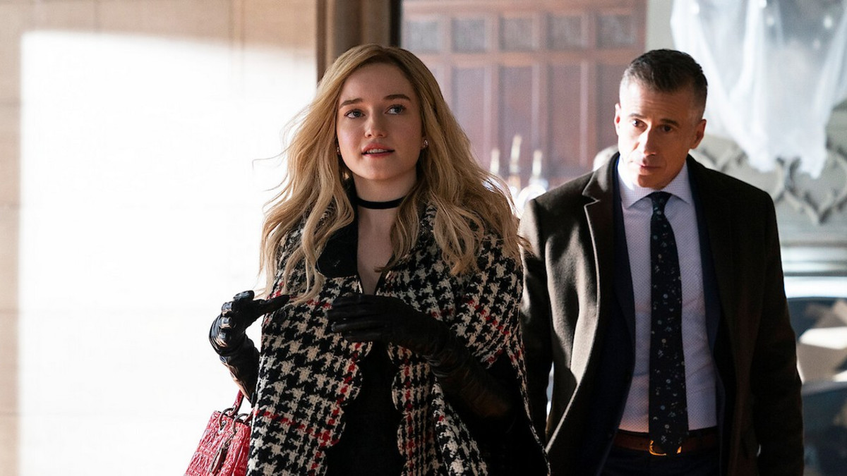 Netflix tänään: Julia Garner tähdittää minisarjaa Inventing Anna