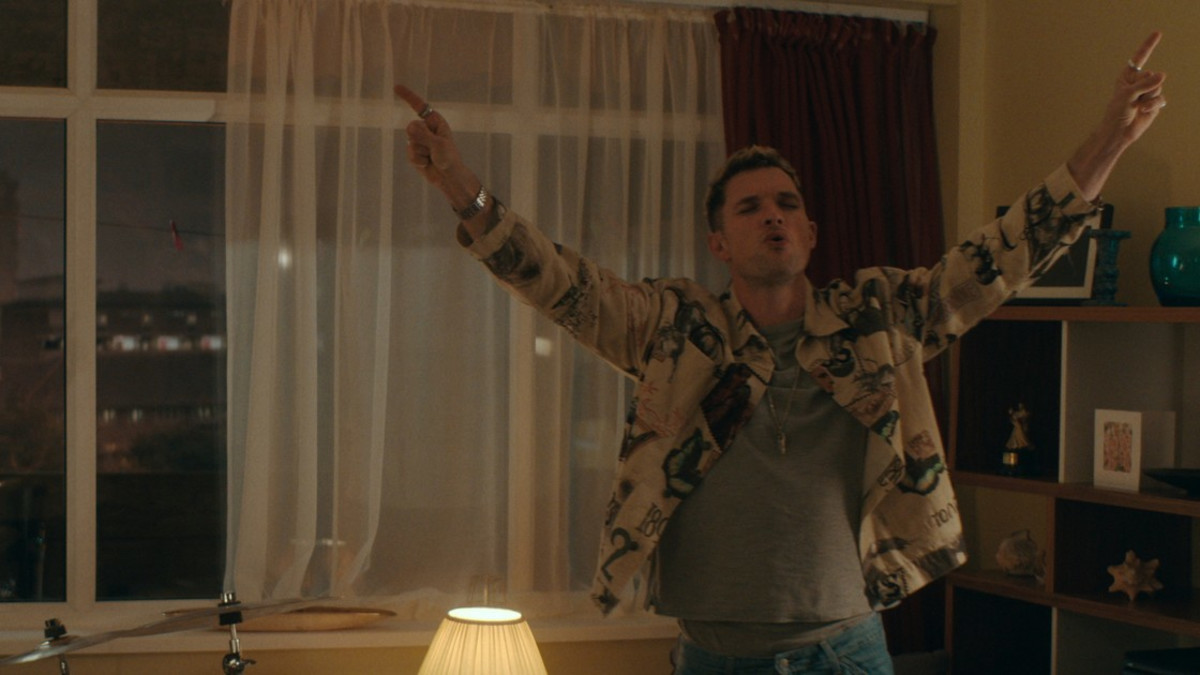 I Used to be Famous - Ed Skrein tähdittää Netflix-uutuuselokuvaa