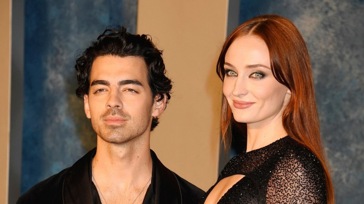 Joe Jonas jätti avioerohakemuksen Sophie Turnerista