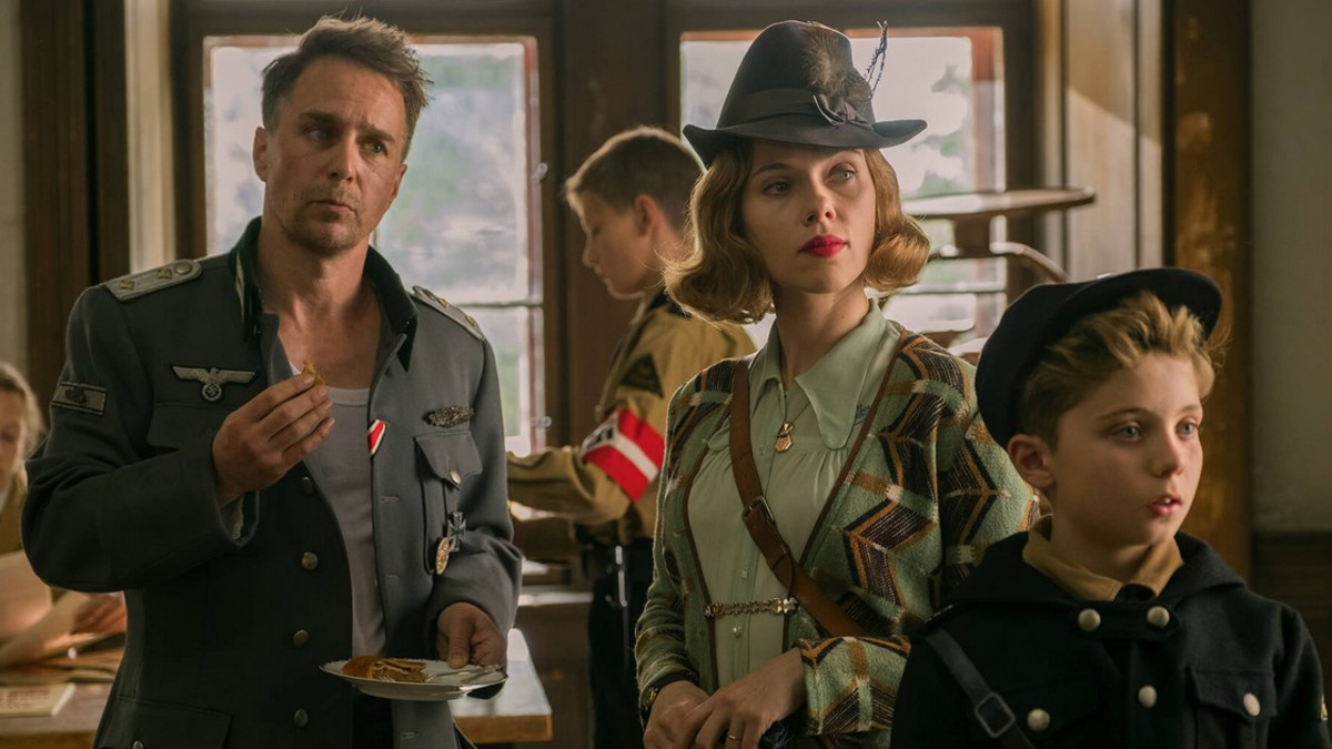 Viaplay nyt: Jojo Rabbit - tähtinä mm. Scarlett Johansson ja Taika Waititi