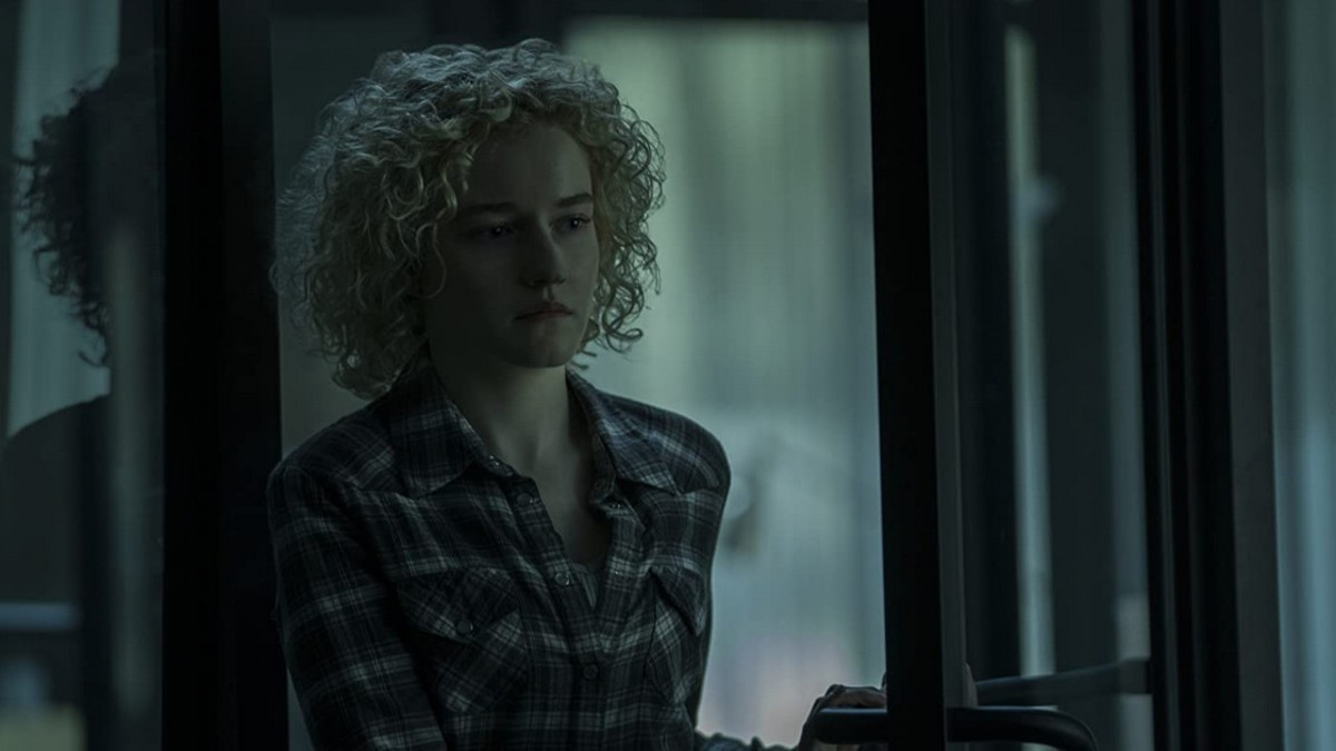 Näin Ozark-sarjan Ruth Langmore eli näyttelijä Julia Garner puhuu oikeasti