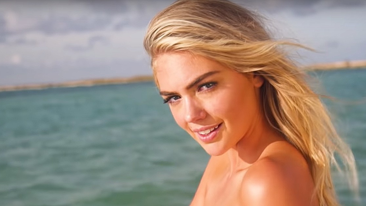 Kate Upton topless-kuvauksissa - lisää materiaalia