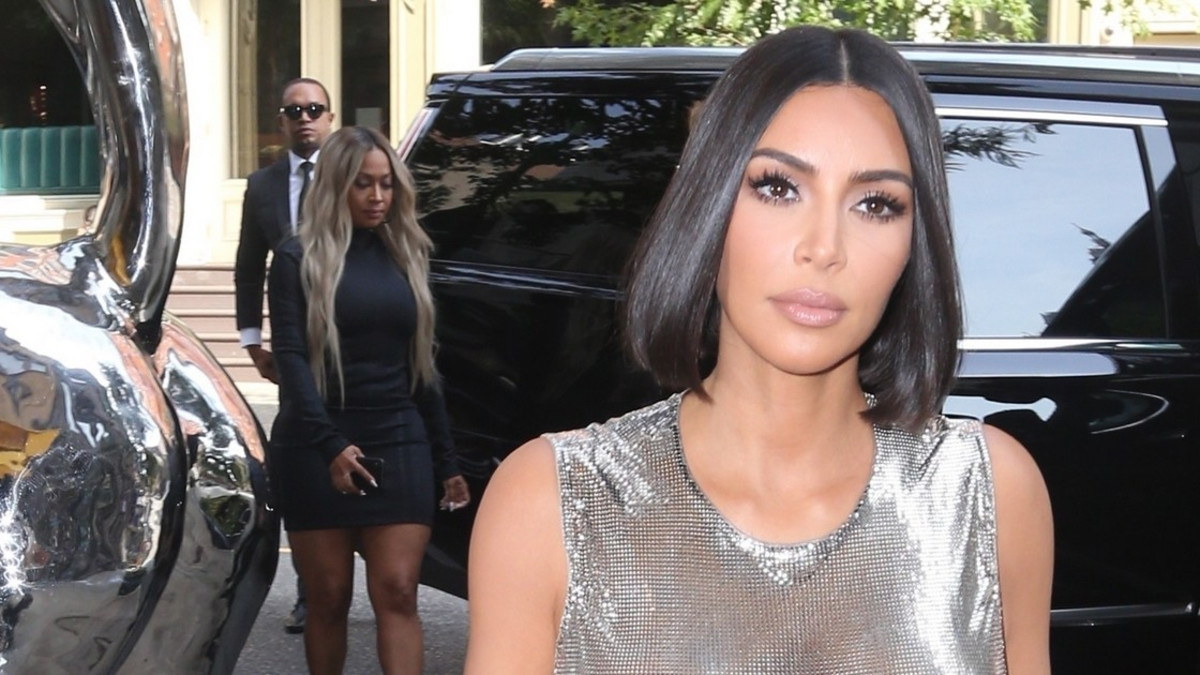 Muodot upeasti esillä! Kim Kardashian käänsi taas päät