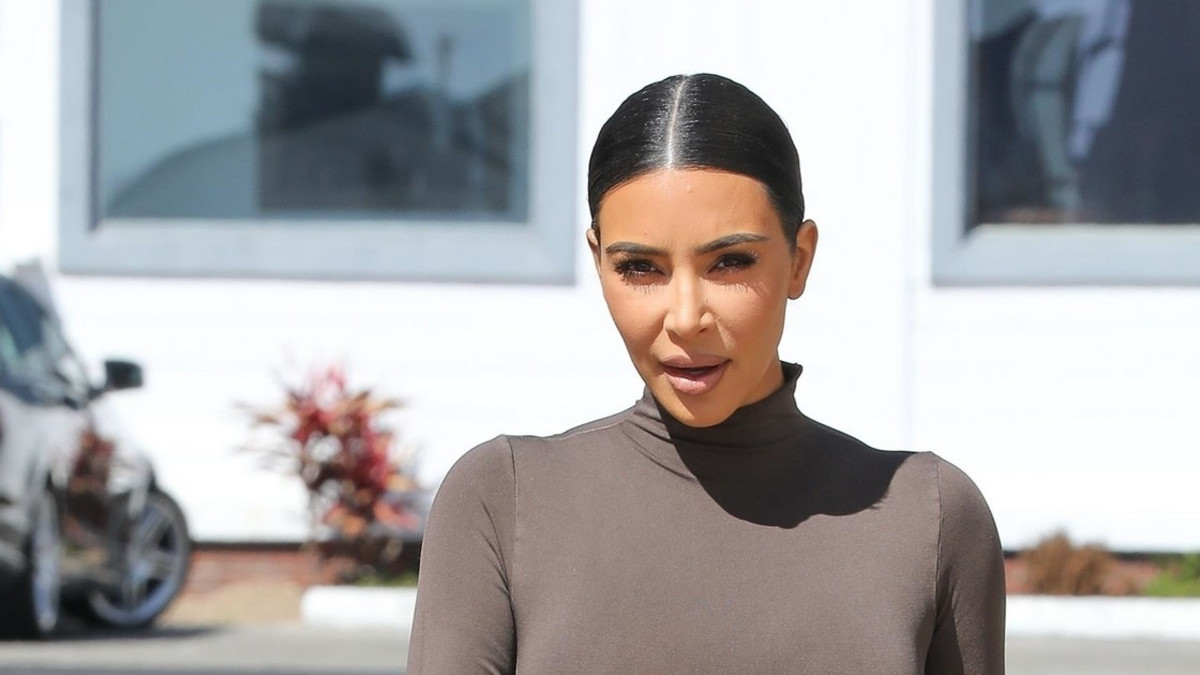 Mikä povi! Kim Kardashian herätti huomiota