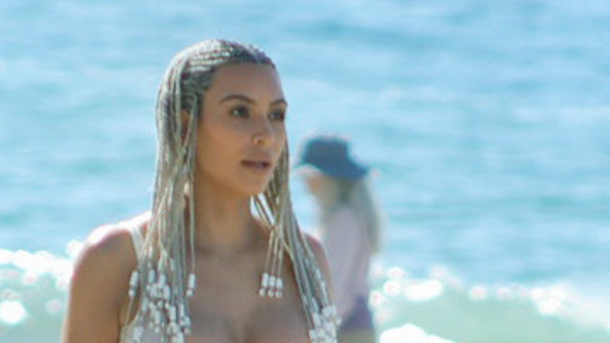Kim Kardashian ja bikinit - lyömätön yhdistelmä