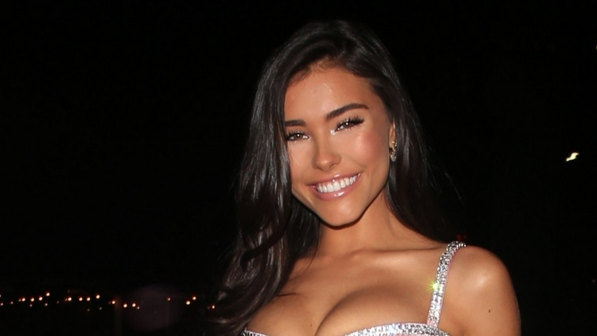 "Uusi Megan Fox" - Madison Beer juhli 20-vuotissynttäreitään - rintavako käänsi päät