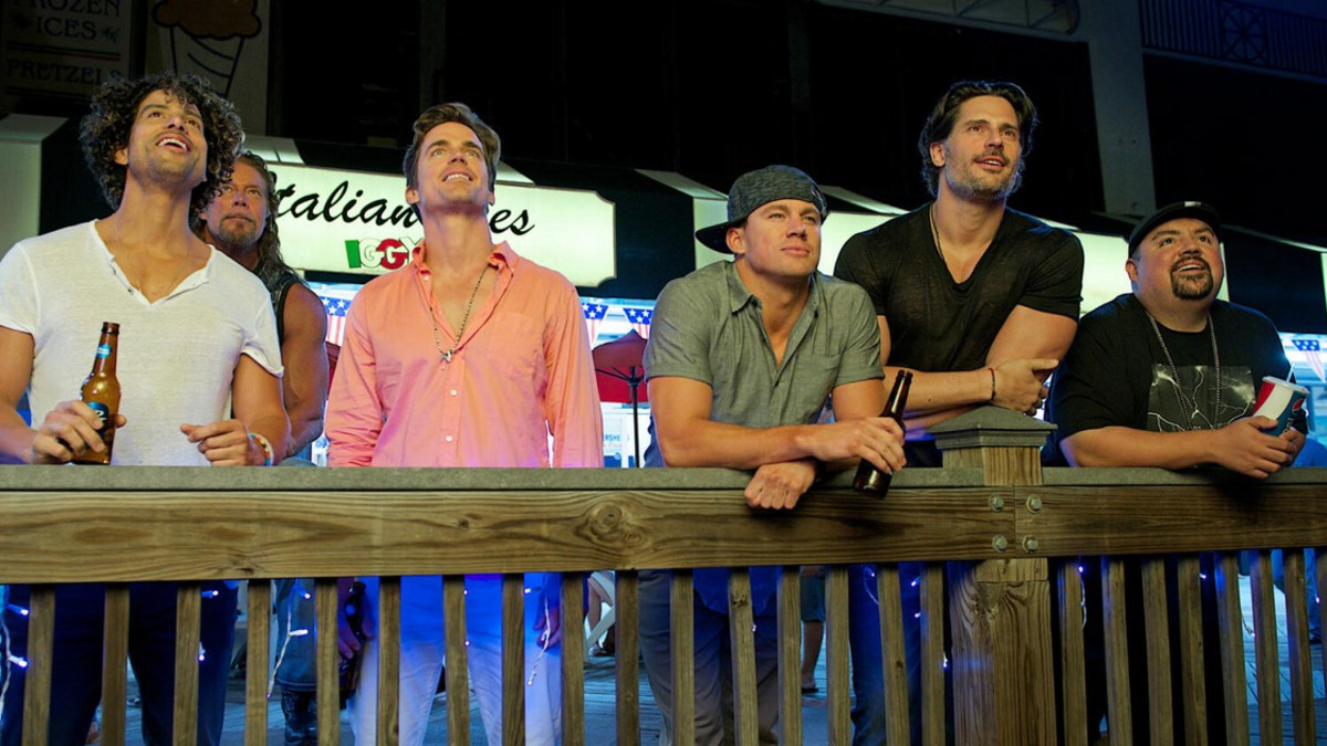 Vuoden vaihtuessa tv:ssä: Channing Tatum ja Joe Manganiello viihdyttävät leffassa Magic Mike XXL