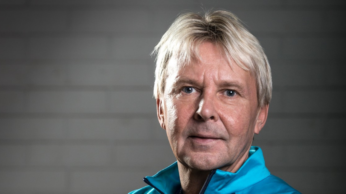 Matti Nykänen sai tribuuttibiisin Hyppy sumuun - Anssi Kela kertoo kuinka biisi syntyi