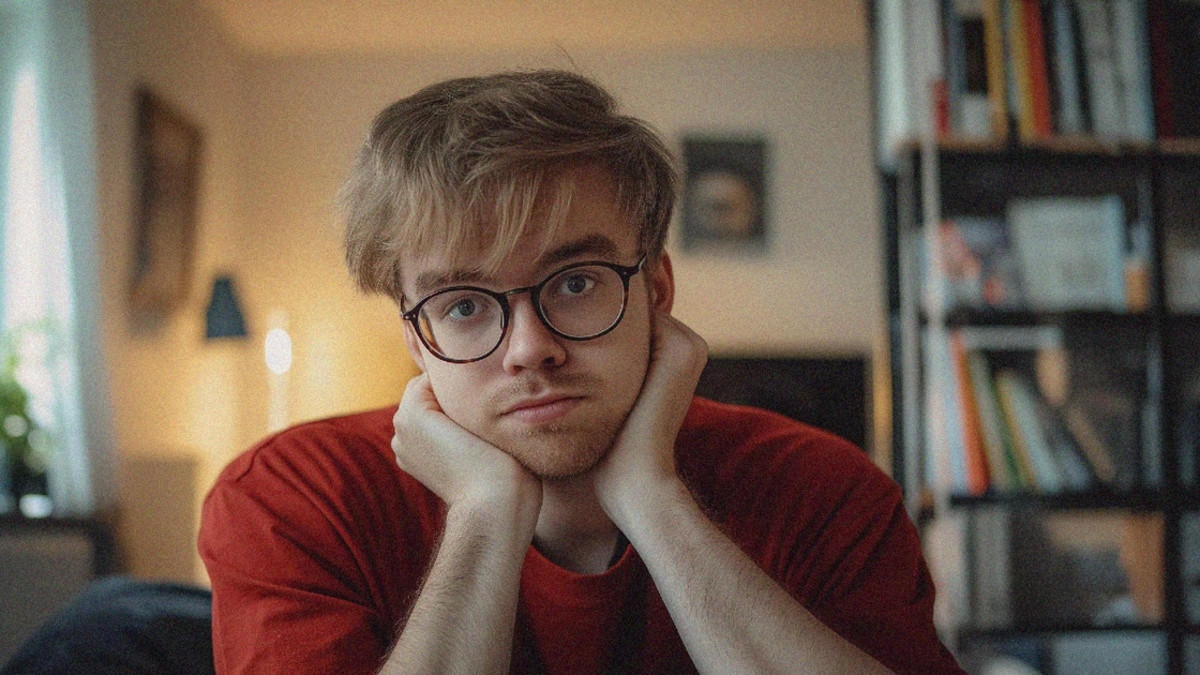 "Hän uhkasi kertoa kaiken isälleni" - suhde isän nuoreen tyttöystävään kääntyi kiristykseksi