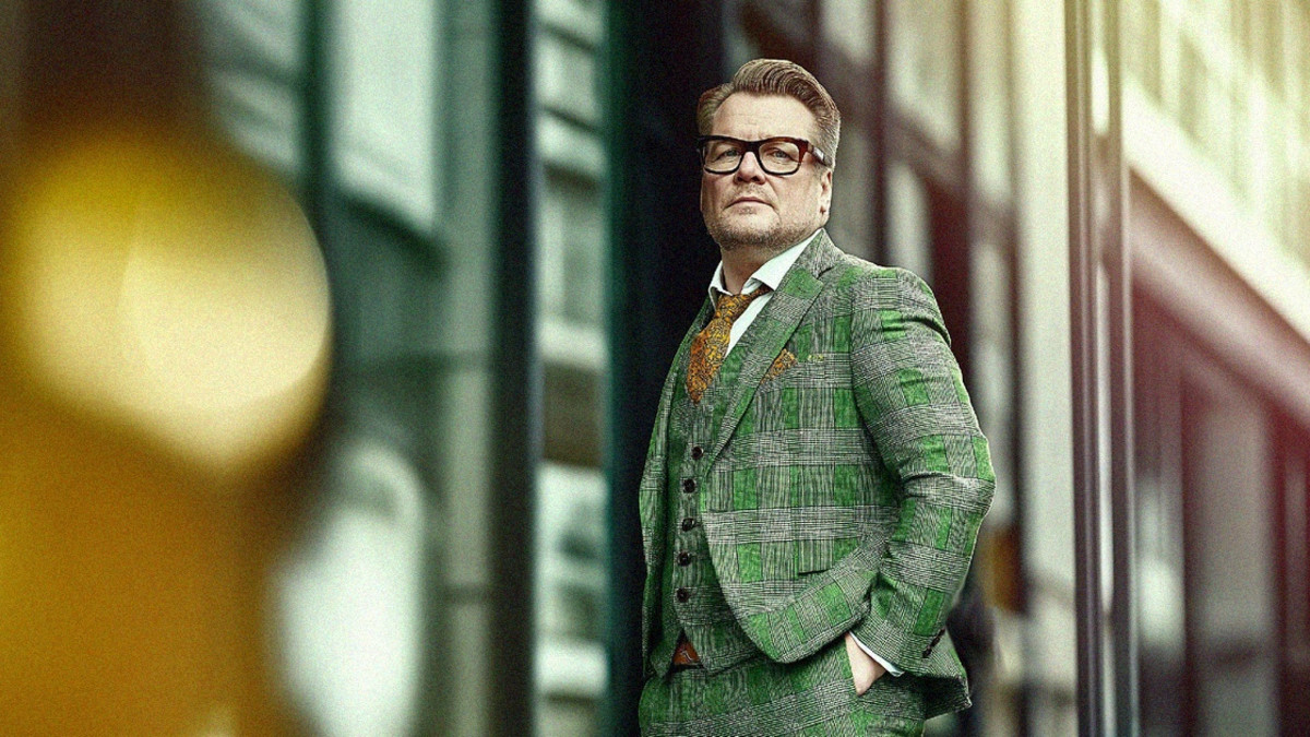 Huijari sai naisen pauloihinsa - rakkauspommitti ja esitti rikasta aristokraattia