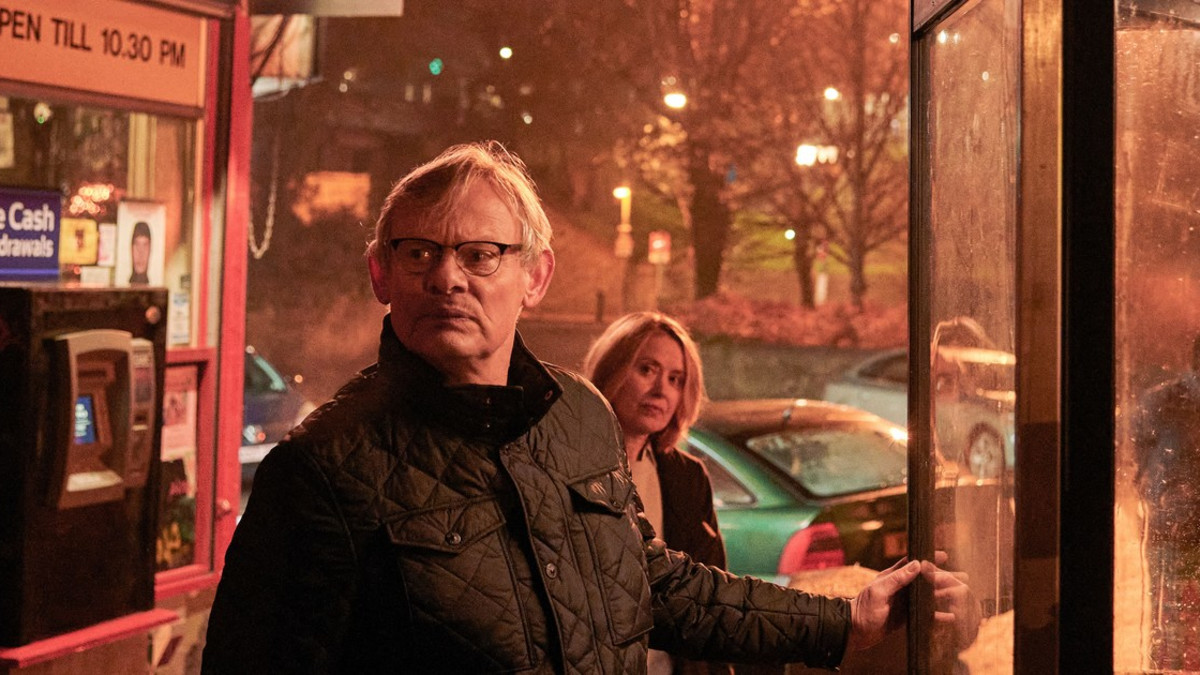 Yle Areena jatkaa tänään rikossarjaa Murhaajajahti - pääosassa Martin Clunes