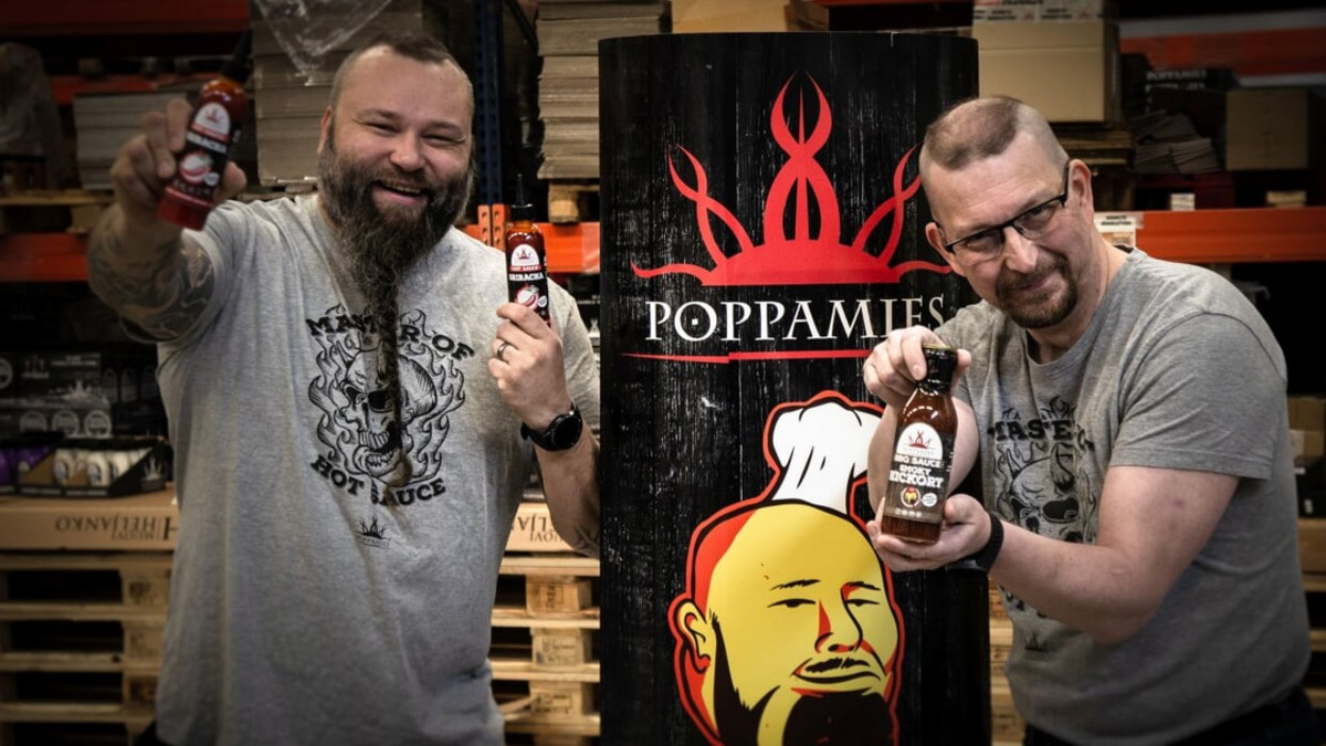 Poppamies voitokkaana USA:ssa - Sriracha ja Smoky Hickory BBQ Sauce -kastikkeet palkittiin