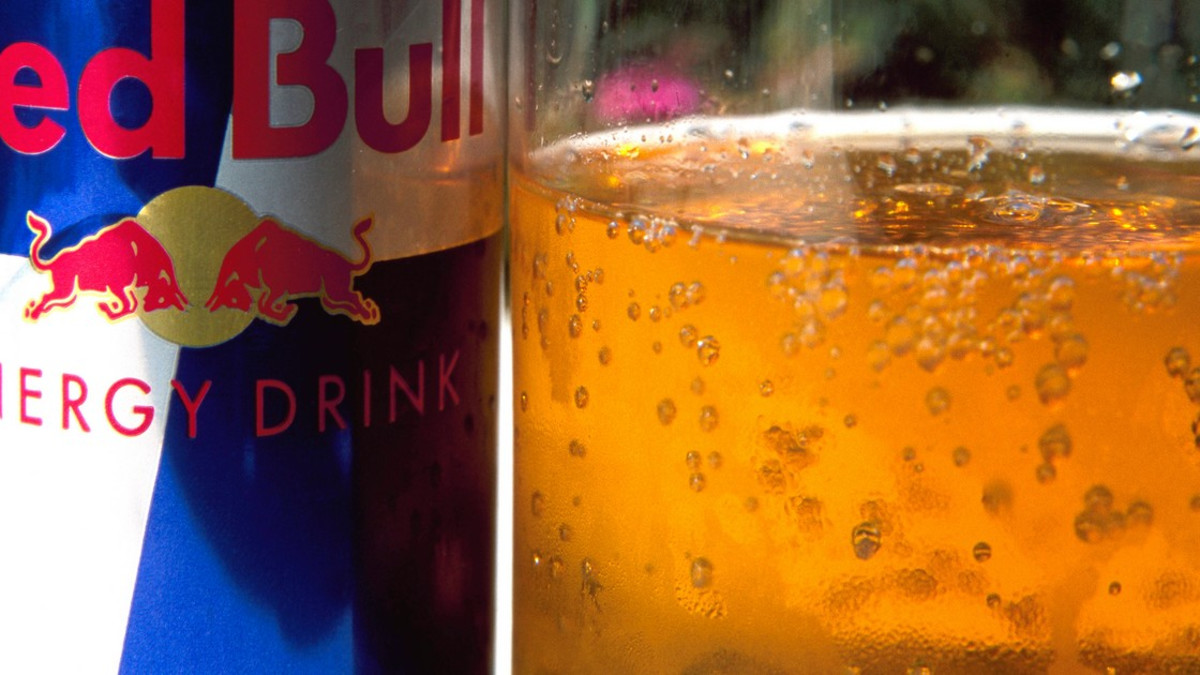 Yli 4 000 euron Red Bull -juomat vääriin käsiin