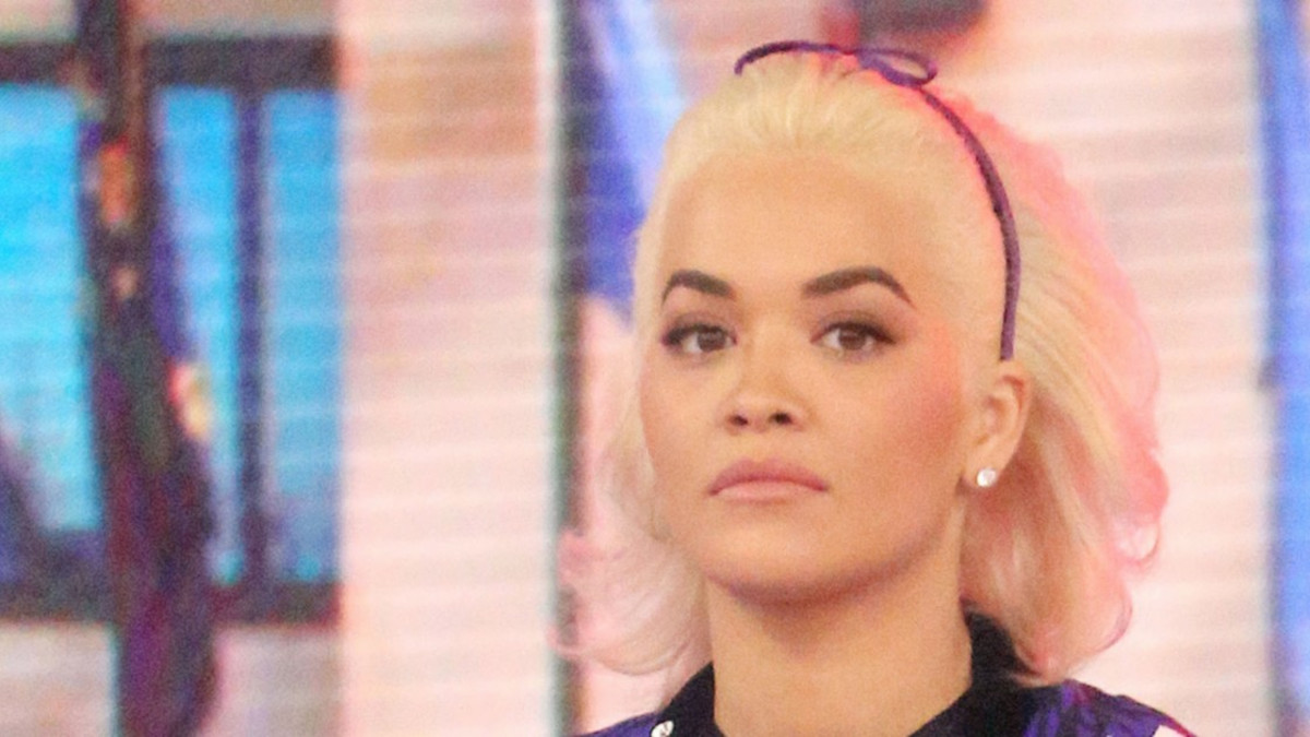 Rita Ora hehkui kolmessa eri asussa