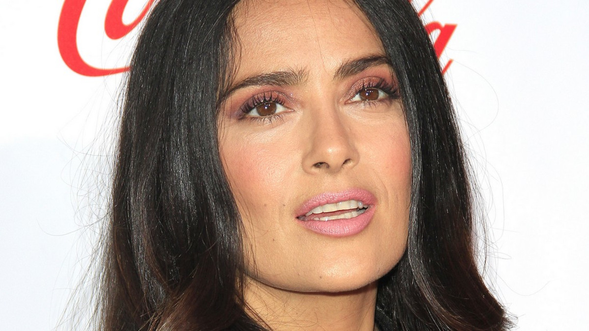 Kurvikas Salma Hayek käänsi päät