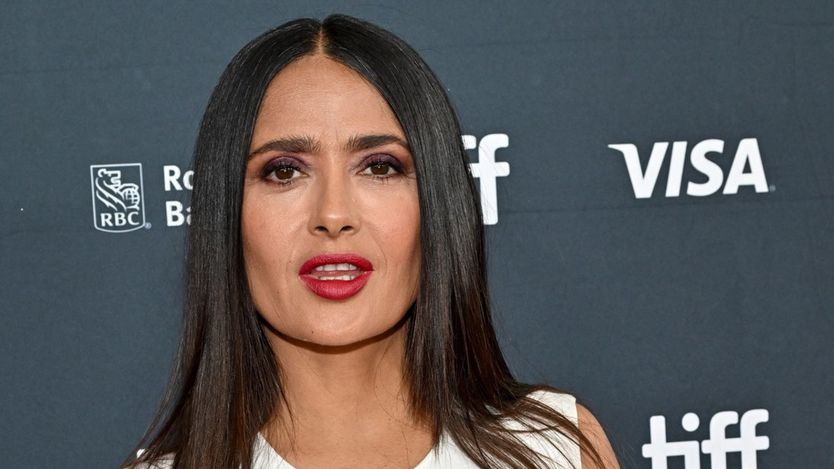 Uskomaton! Tältä Salma Hayek, 57, näyttää nyt