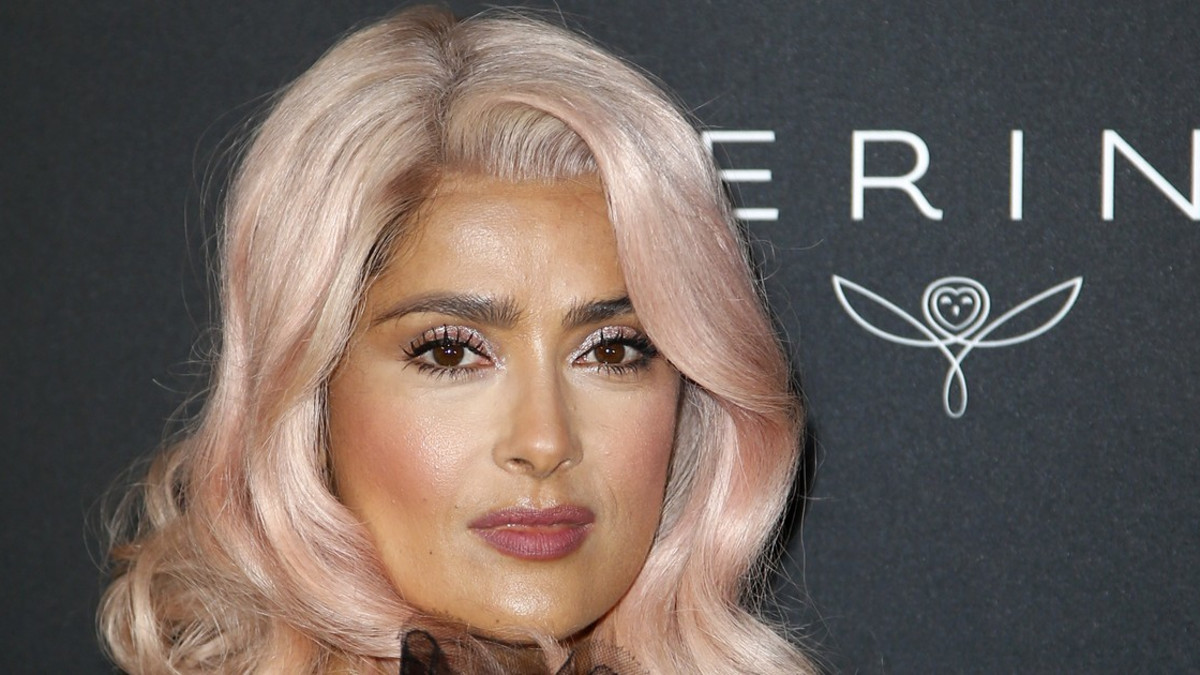 Huh, mikä kaunotar - Salma Hayekilla täysin uusi look