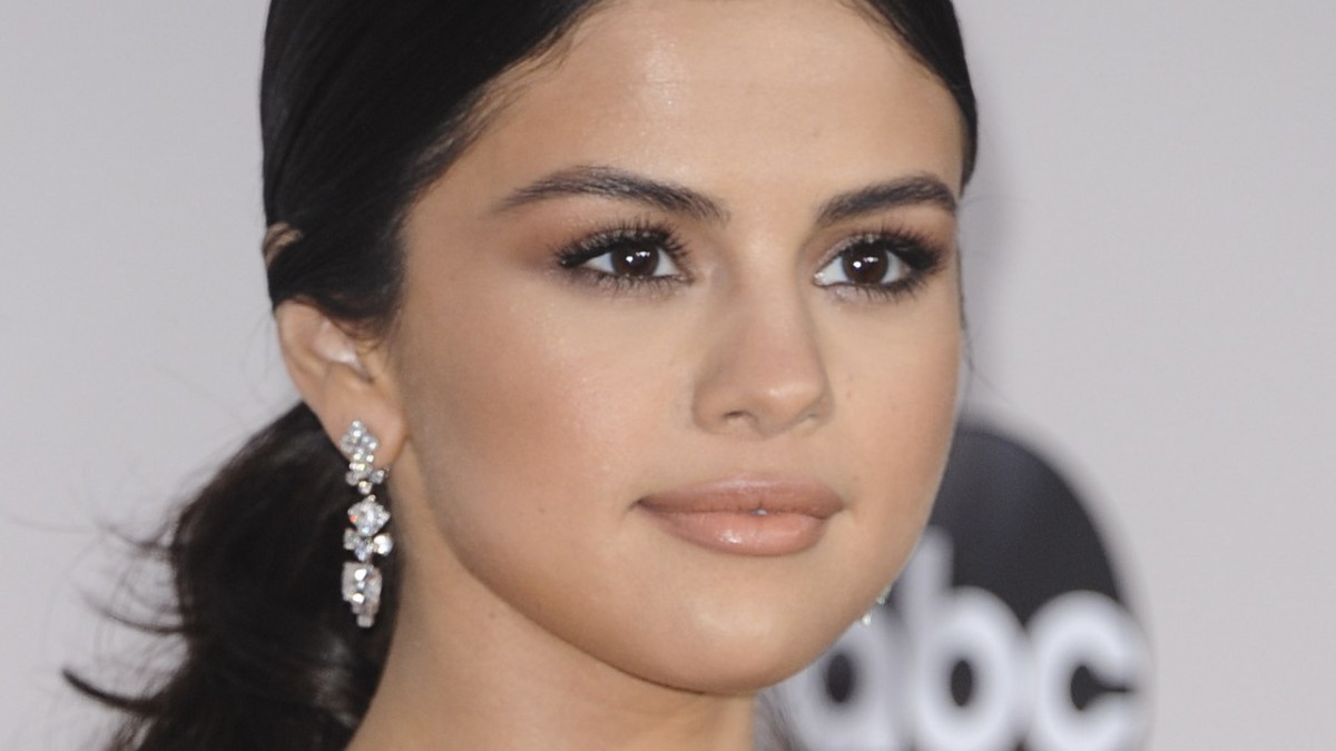 Selena Gomez ja Zac Efron - romanssihuhuja liikkeellä