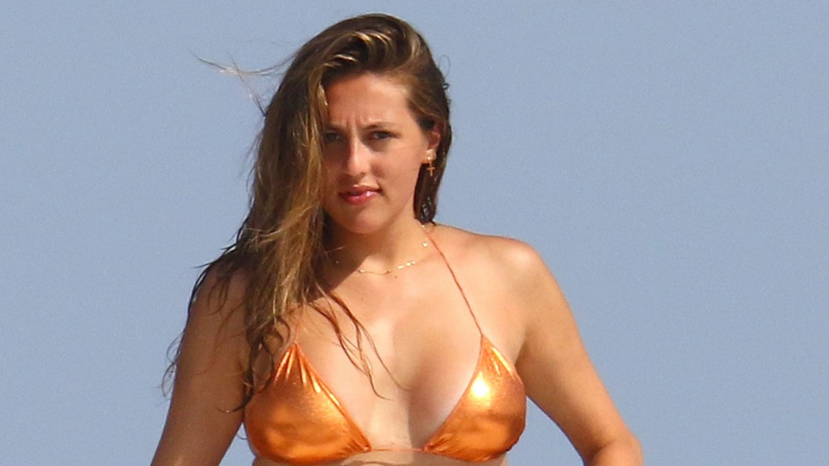Oho! Sylvesterin tytär Sophia Stallone on todellinen Instagram-bikinihottis