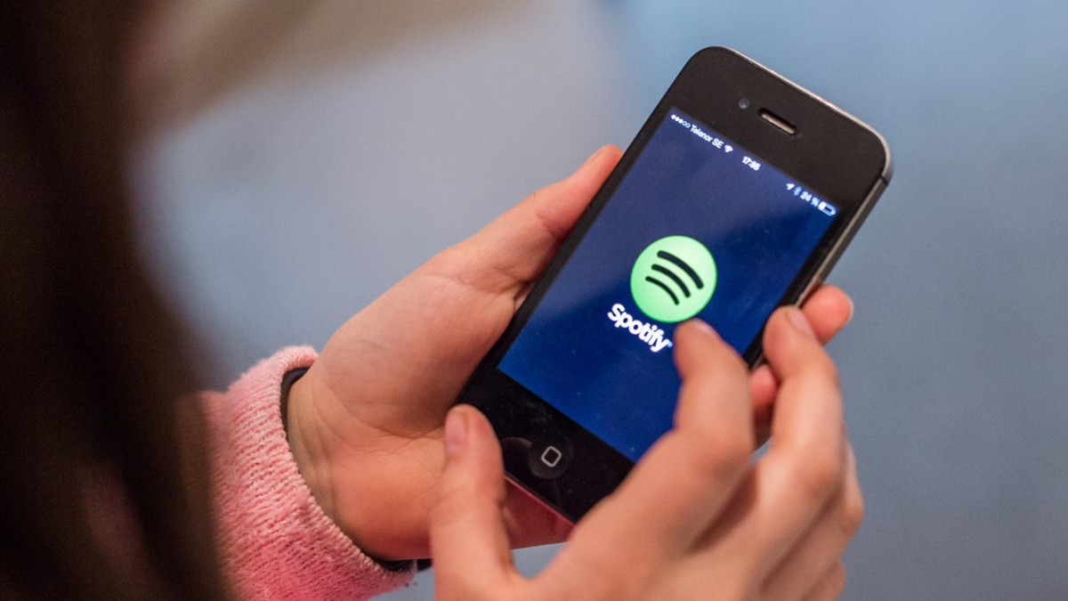 Spotify listasi Suomen kuunnelluimmat biisit kesällä 2021 - Måneskin ja Portion Boys kärjessä.