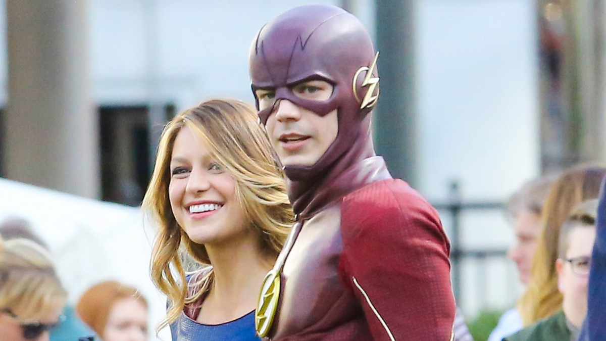 Arrow, The Flash, Legends of Tomorrow ja Supergirl kohtaavat - katso ensimmäinen näyte