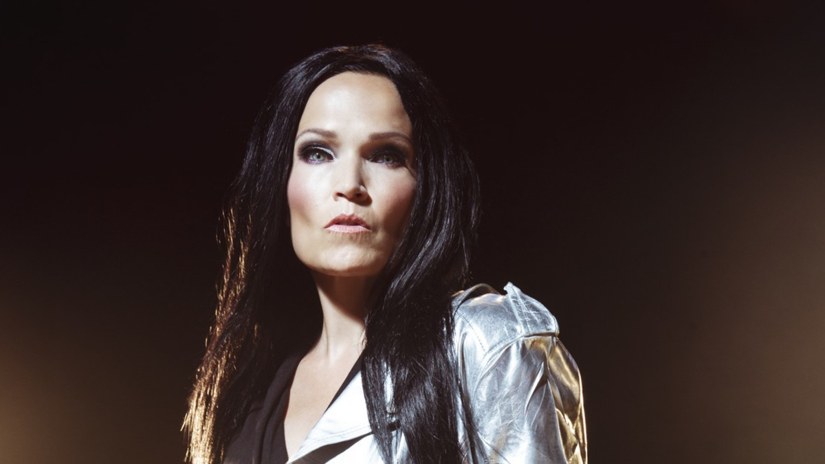 Tarja Turunen: Laulun virta veressäni -kirja julki tänään