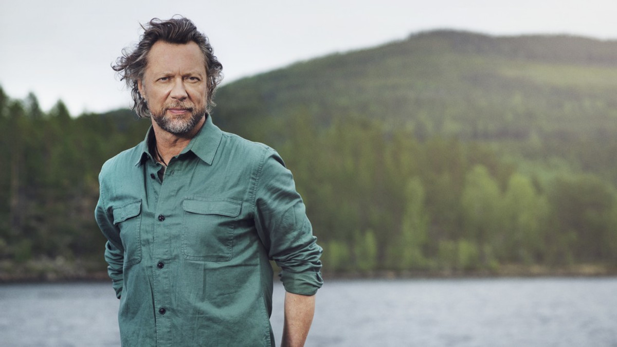 Prime Video aloitti suomalaisen reality-sarjan The Bridge - Antti Reini juontaa