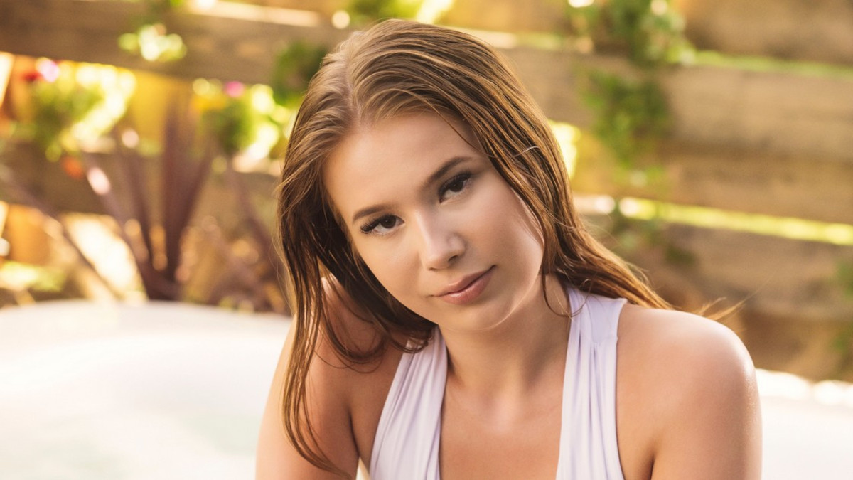 Temptation Island Suomi: tältä sinkku Sonja, 18, näyttää Instagram-kuvissaan