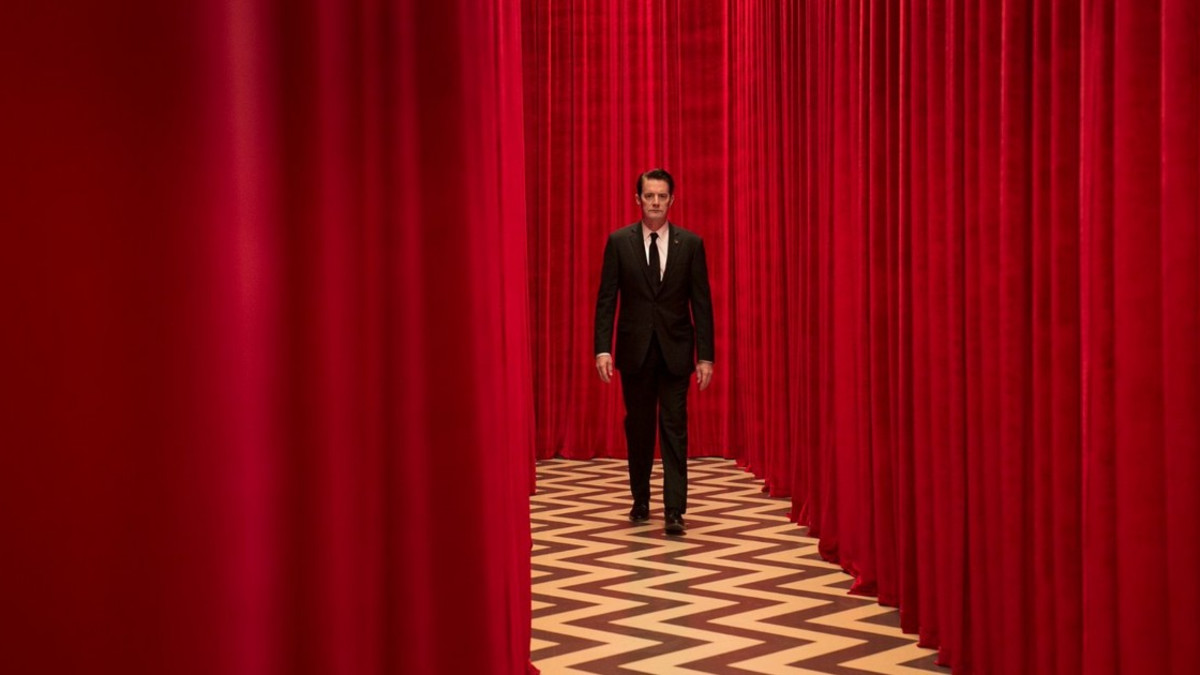 Twin Peaks päättyi: uusi kirja tulossa, Suomessa nähdään myös ilmaiskanavalla