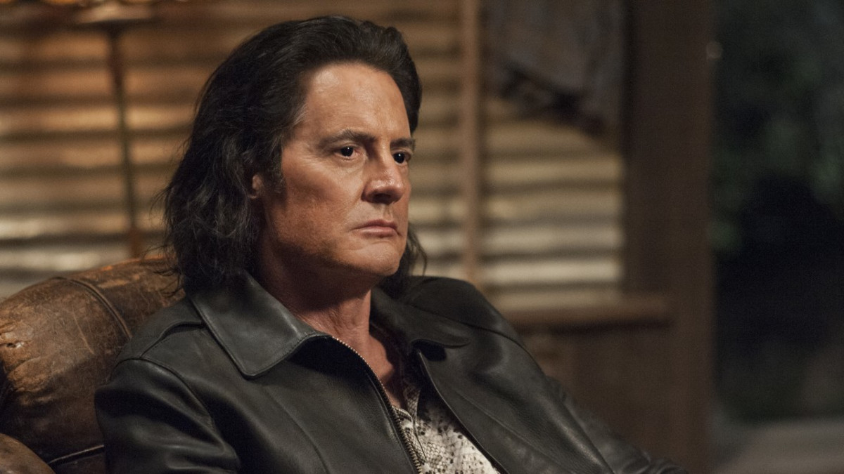 Twin Peaks -spekulointia: "En tiedä, missä hän asuu, mutta tiedän, missä hän juo"