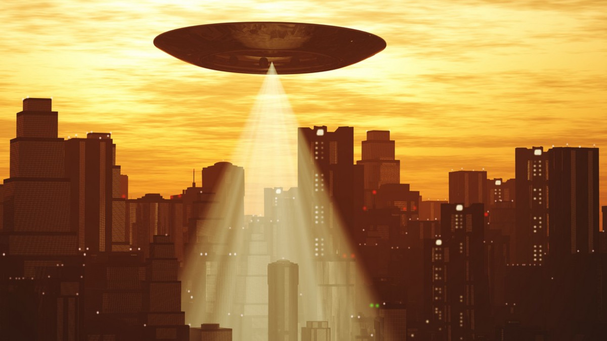 Lontoossa säikähdys - harjoitus ei ollutkaan UFO-invaasio