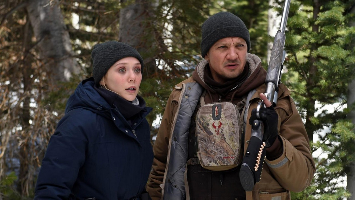 Viaplay lisäsi kehutun trillerin Wind River - Night Visions -festareilla Suomessa nähtyä leffaa tähdittävät Jeremy Renner ja Elizabeth Olsen