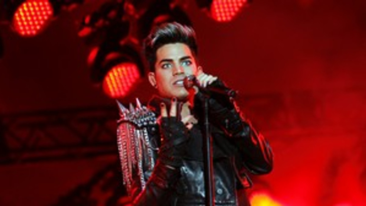 Adam Lambert saapuu Suomeen