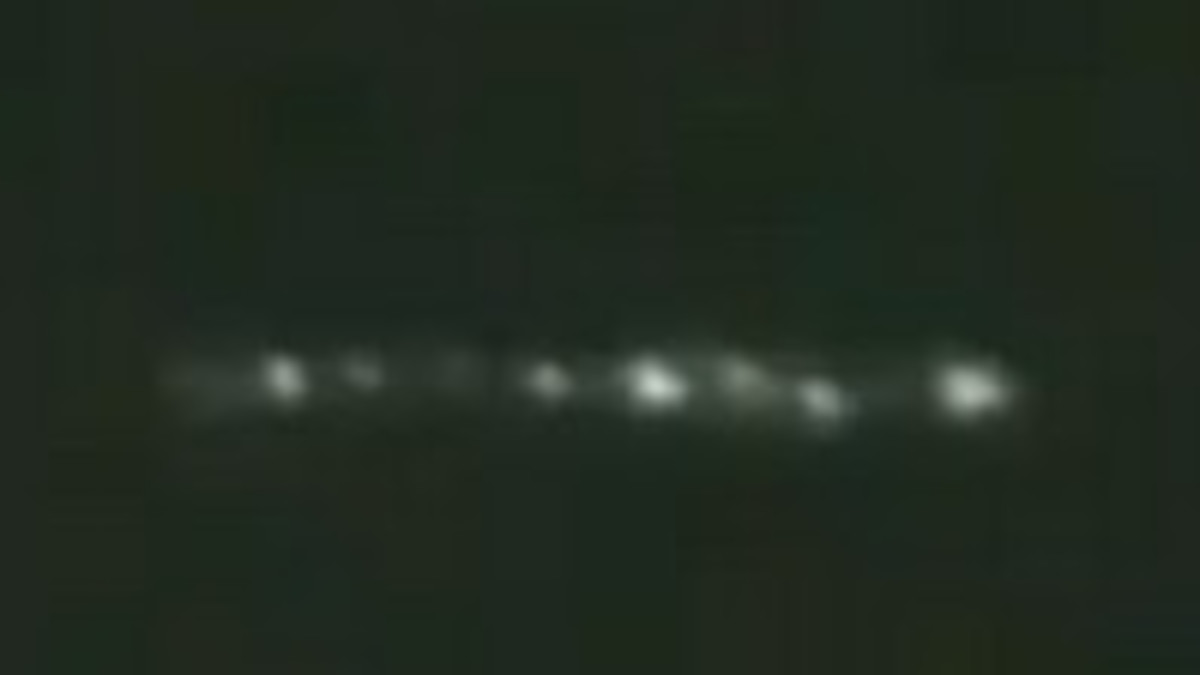 Perulaiset kauhuissaan - ufo puoli tuntia taivaalla - katso videot