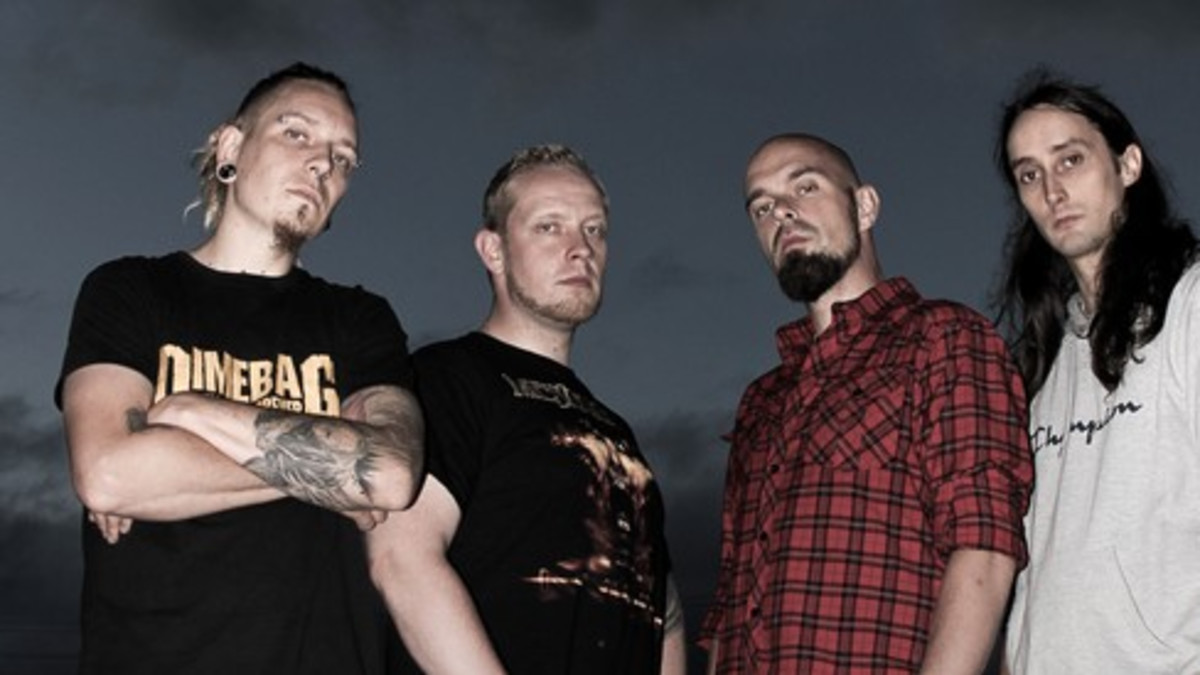 Jämäkkää metallia suomeksi - tuore video