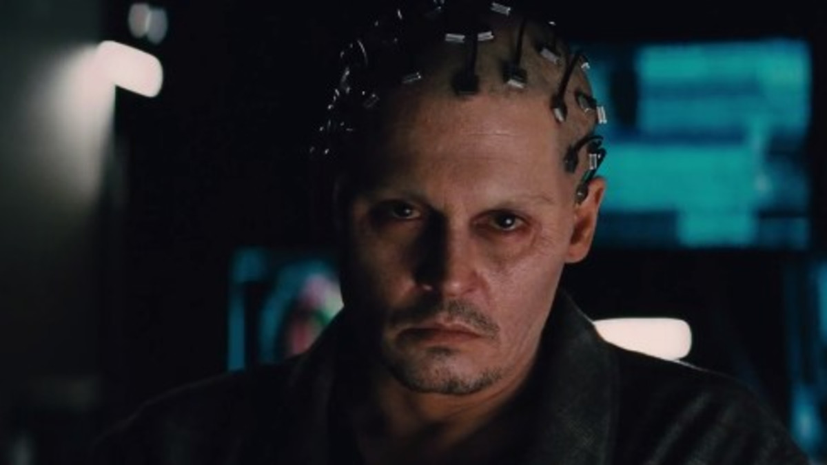 Johnny Depp iskeytyy scifiin - tästä tulee mahtava!