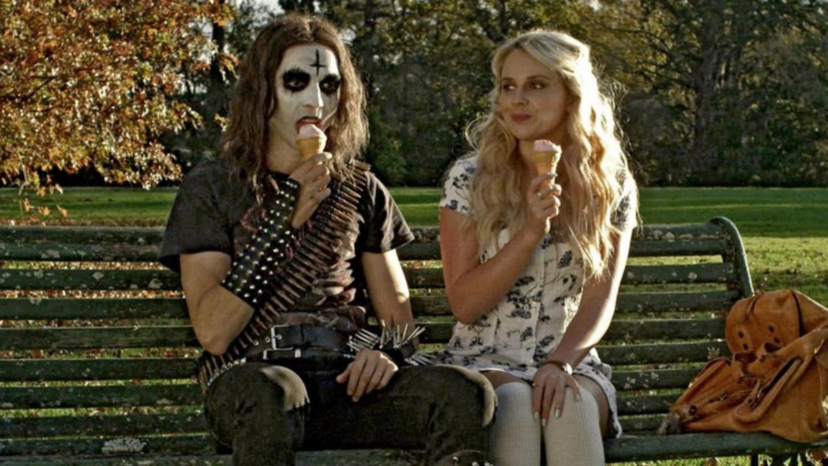 Deathgasm - kauhua heavy metal -asenteella